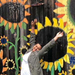 Meet your Posher, Trajana